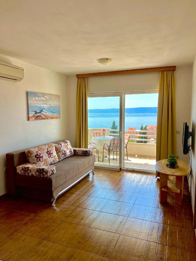 Vespera Apartments Bol Esterno foto