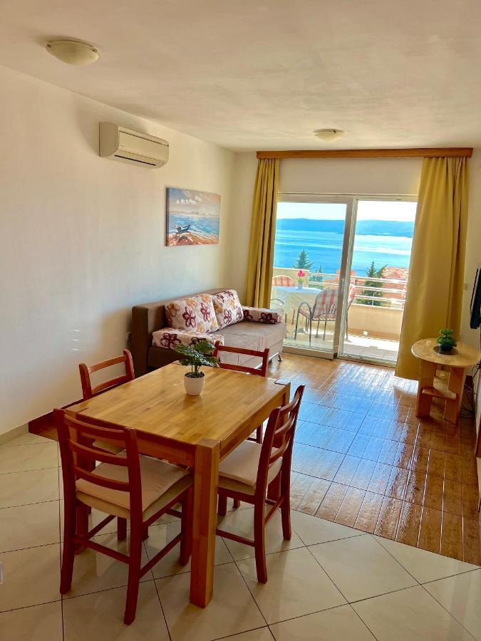 Vespera Apartments Bol Esterno foto